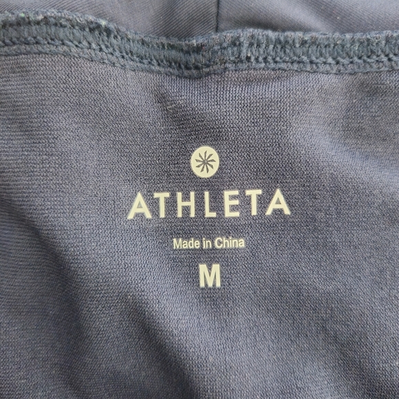 Athleta Kata Surge Swim Shorts Navy Size Medium - Picture 4 of 9